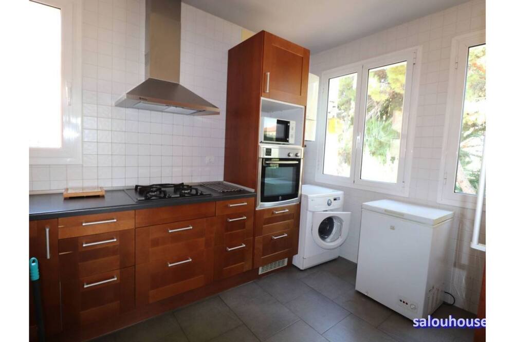 Photo of Kitchen in Salou City Centre