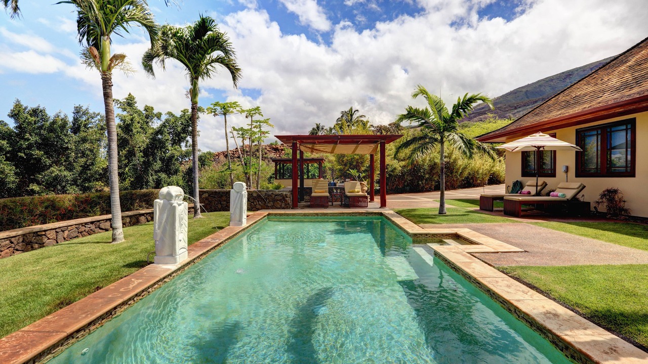 Photo of Outdoor in Historic Lahaina Front Street