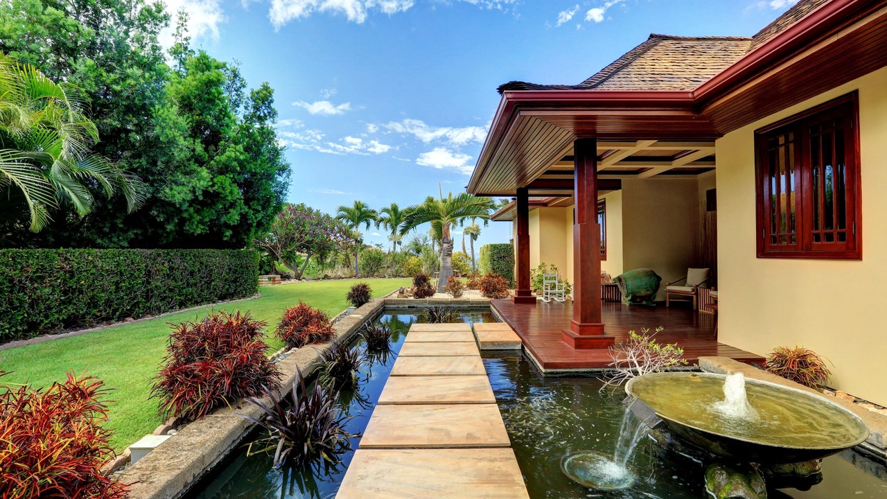 Photo of Outdoor in Historic Lahaina Front Street