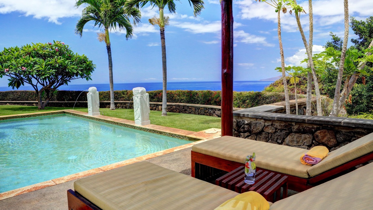 Photo of Outdoor in Historic Lahaina Front Street