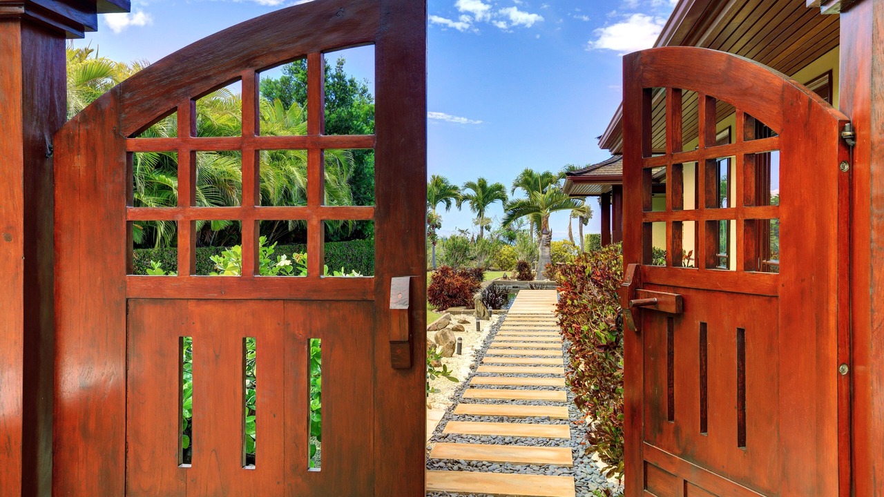 Photo of Outdoor in Historic Lahaina Front Street