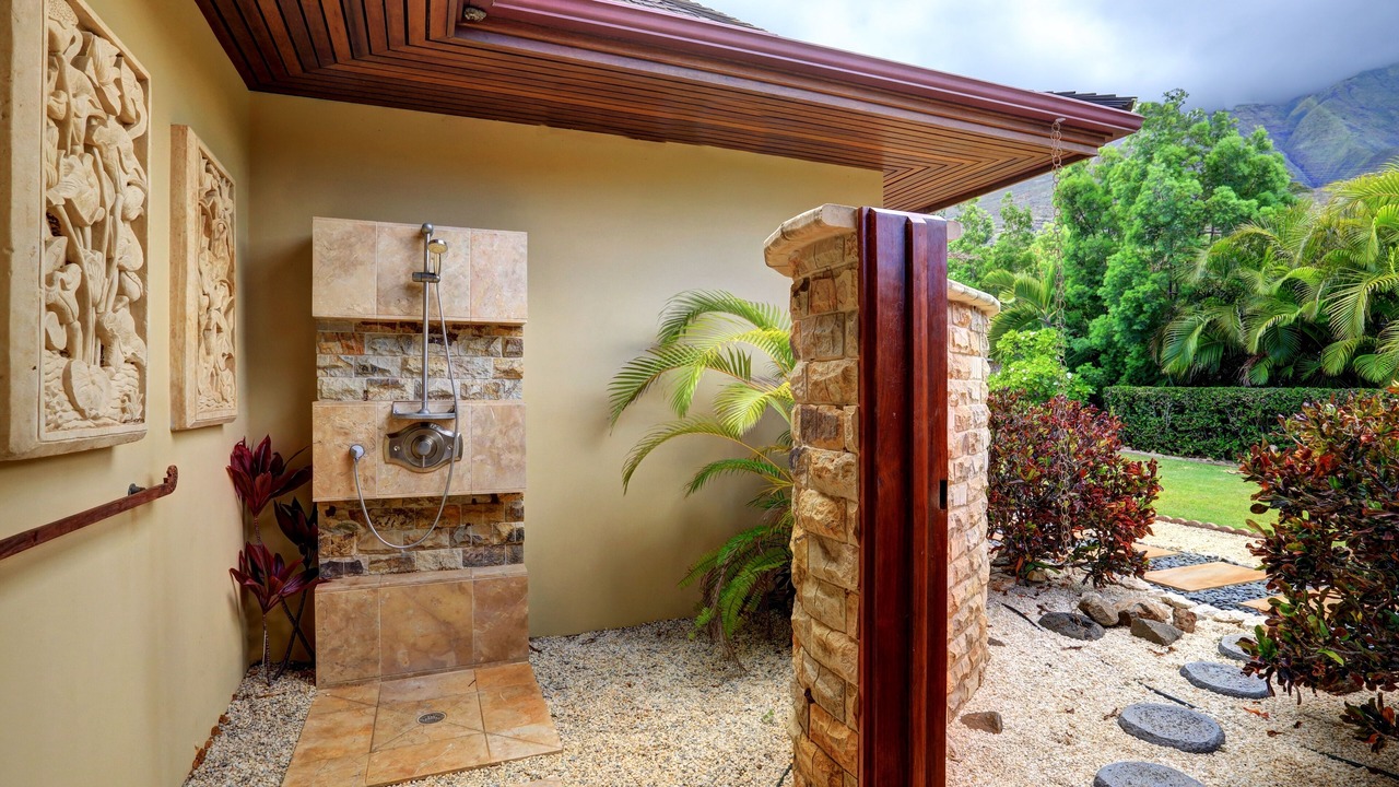 Photo of Outdoor in Historic Lahaina Front Street