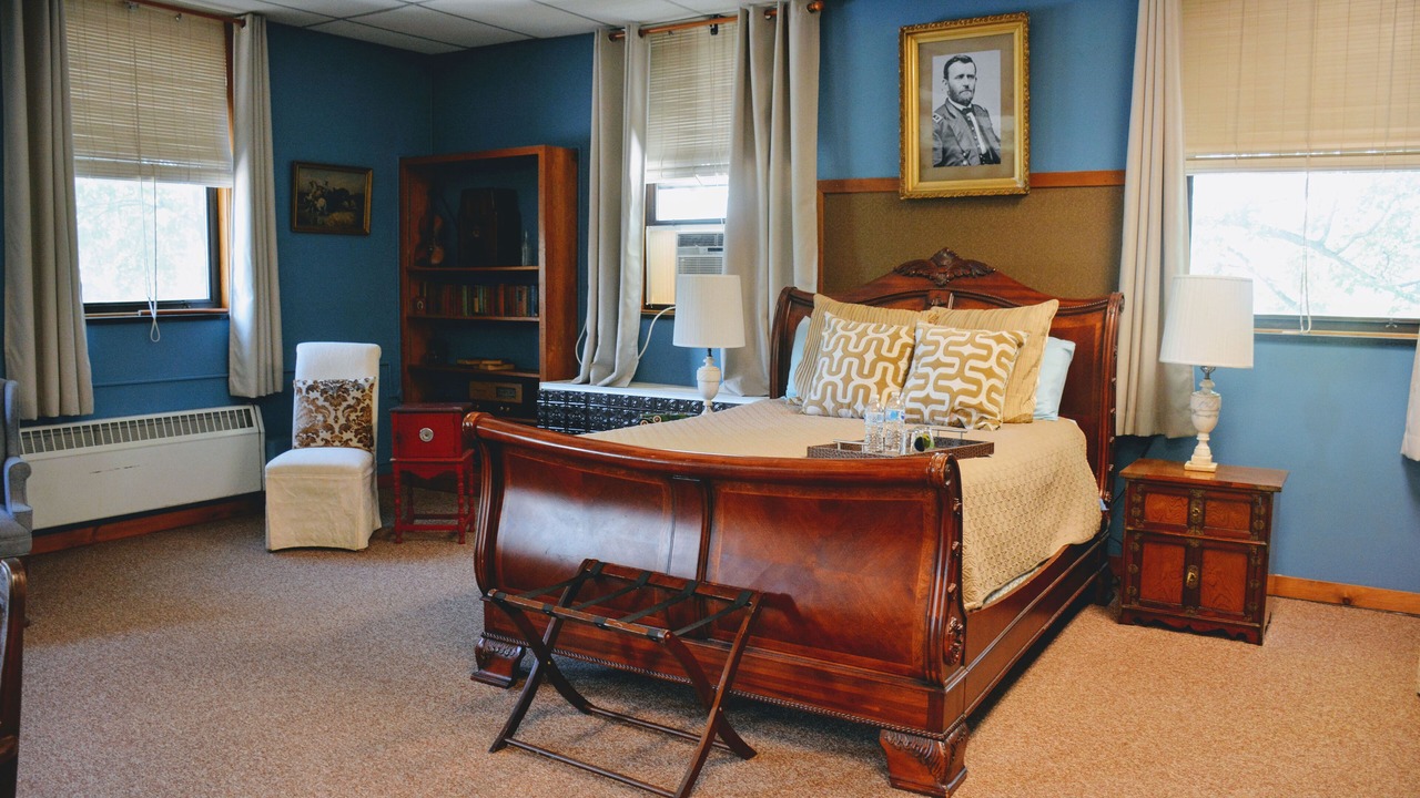 Photo of Bedroom in Ogdensburg