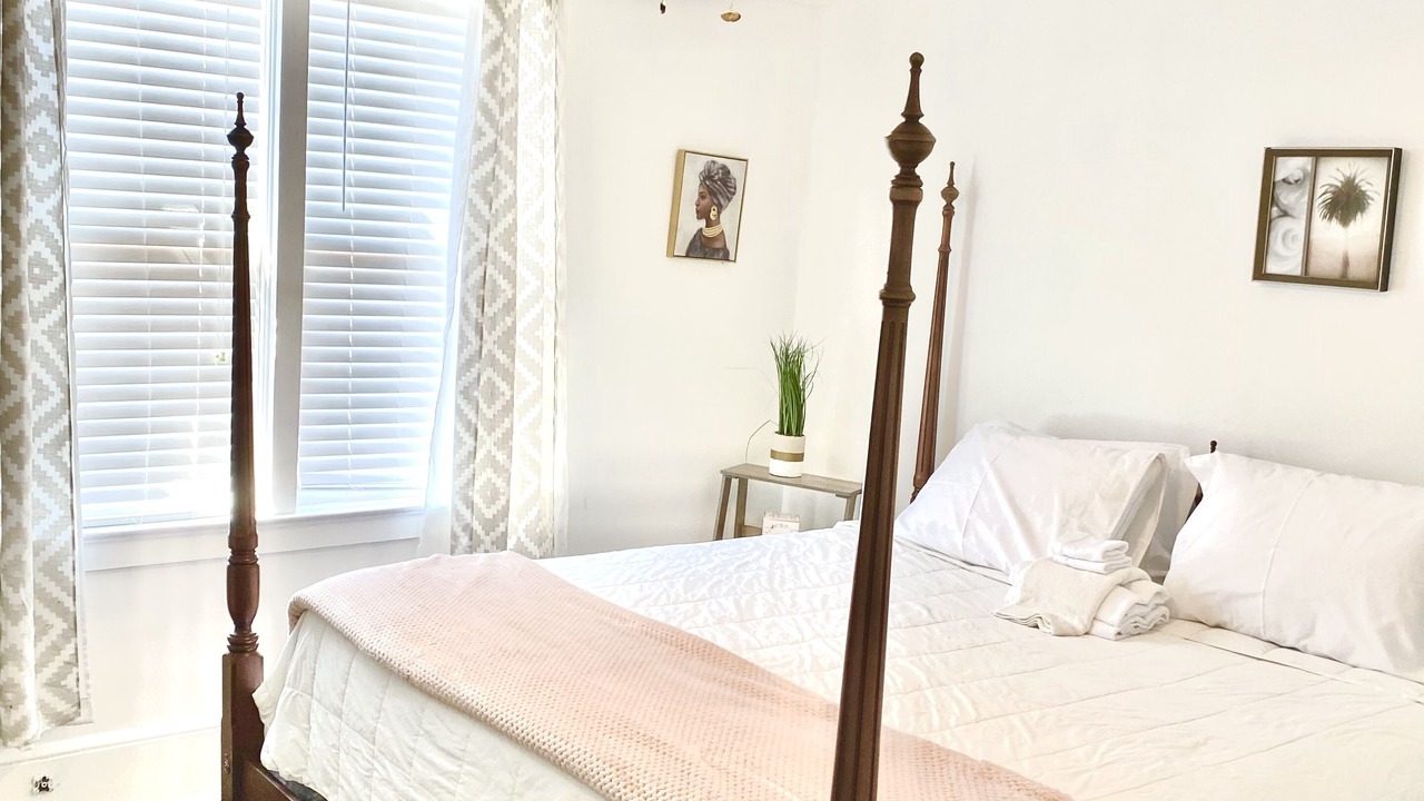 Photo of Bedroom in Hemingway