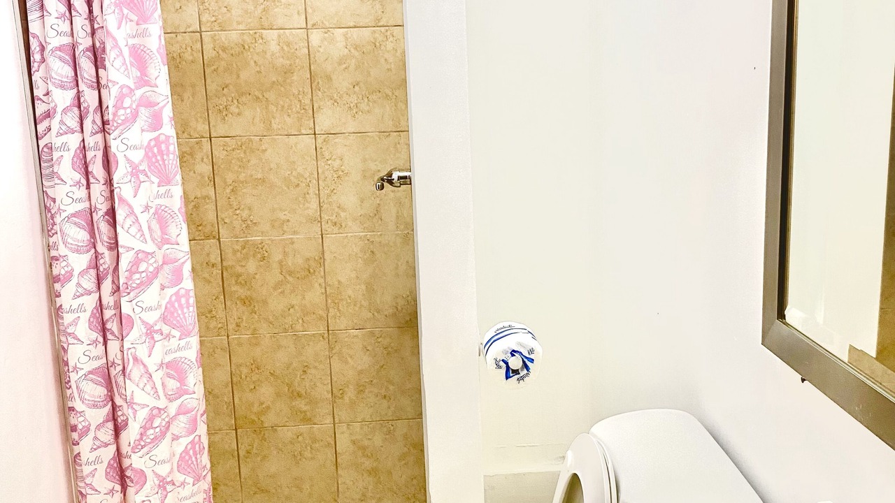 Photo of Bathroom in Hemingway