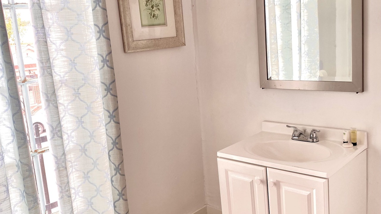 Photo of Bathroom in Hemingway