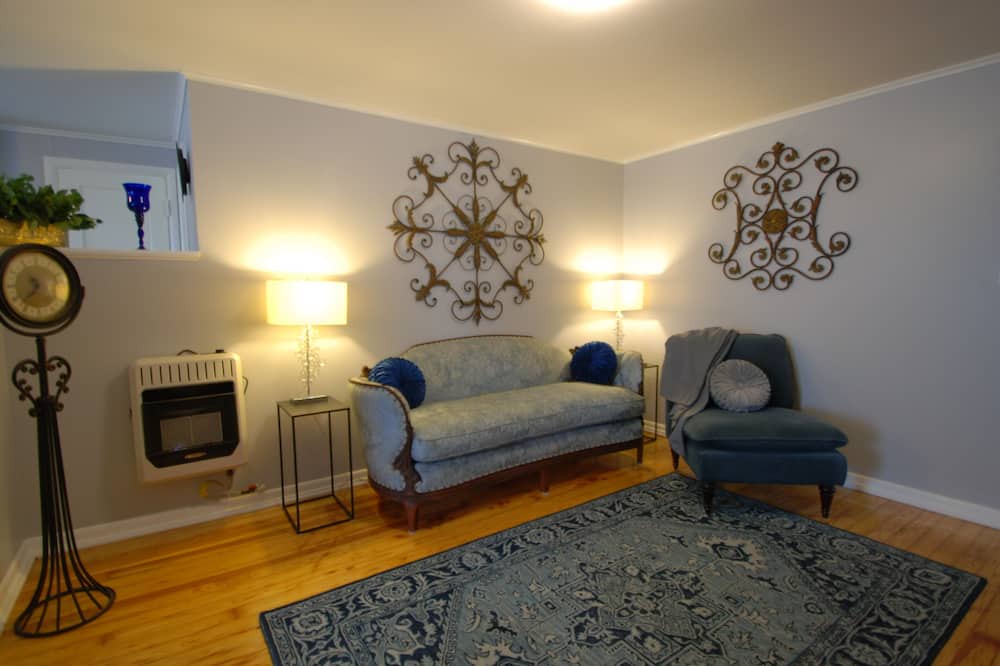 Photo of Livingroom in Sapulpa