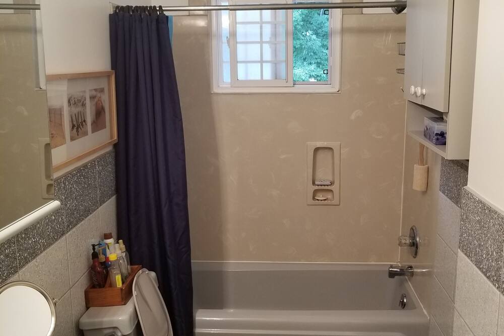 Photo of Bathroom in Woodstock
