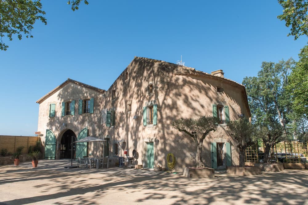 Photo of Outdoor in Ouveillan