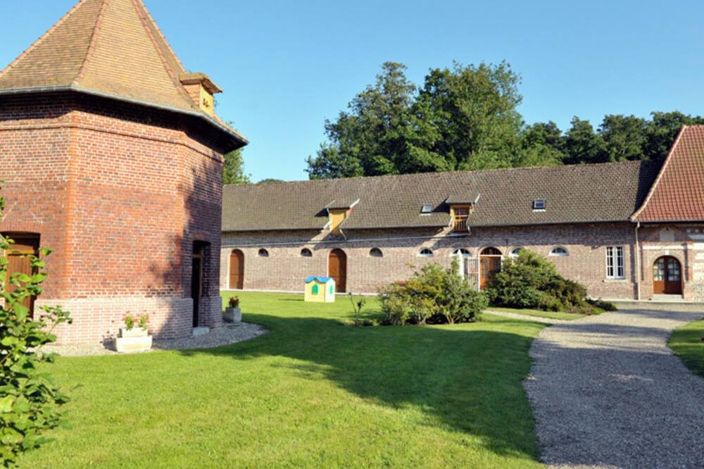 Photo of Outdoor in Saint-Martin-le-Gaillard