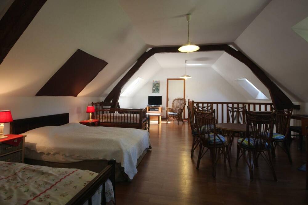 Photo of Bedroom in Saint-Martin-le-Gaillard