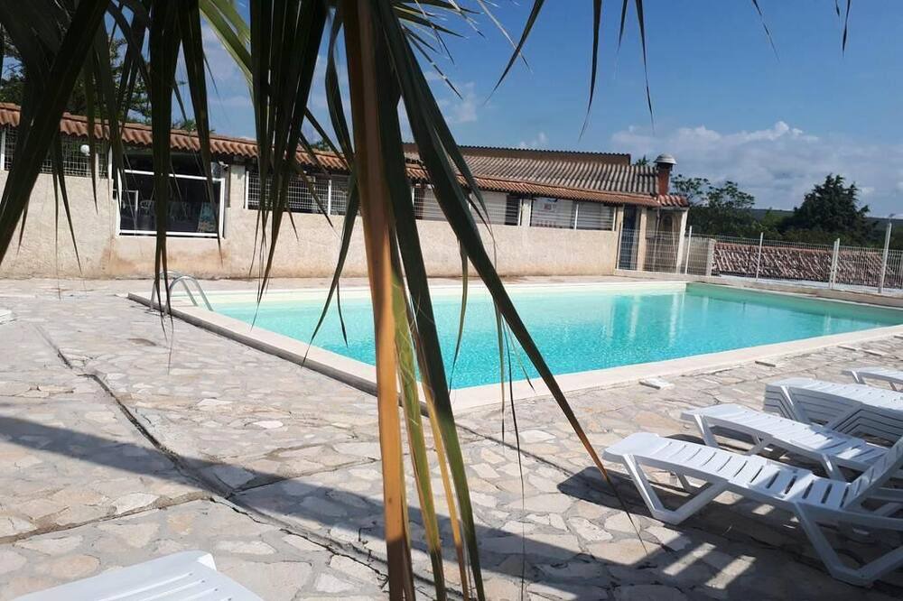 Photo of Outdoor in Villeveyrac