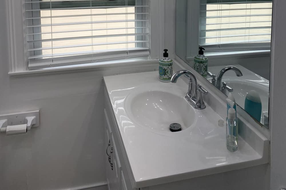 Photo of Bathroom in Englewood