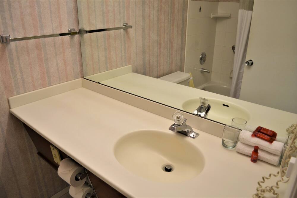 Photo of Bathroom in South Richland