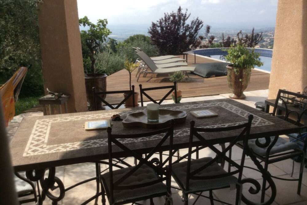 Photo of Patio Balcony in Manosque