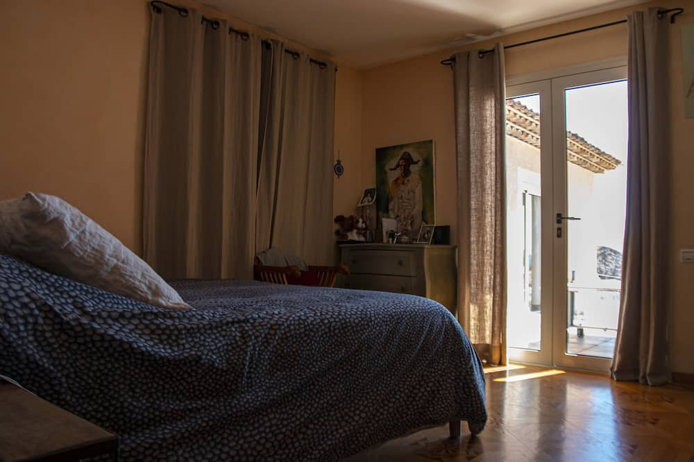 Photo of Bedroom in Manosque