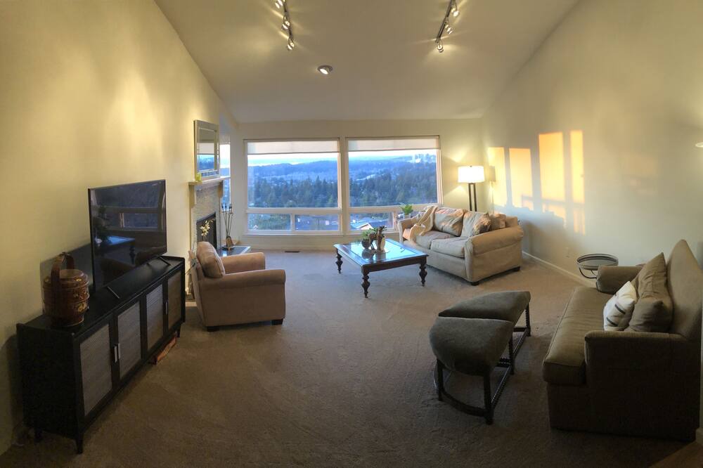 Photo of Livingroom in Somerset