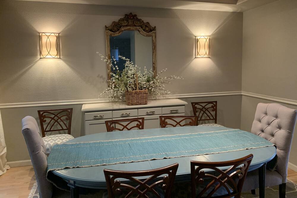 Photo of Livingroom in Somerset