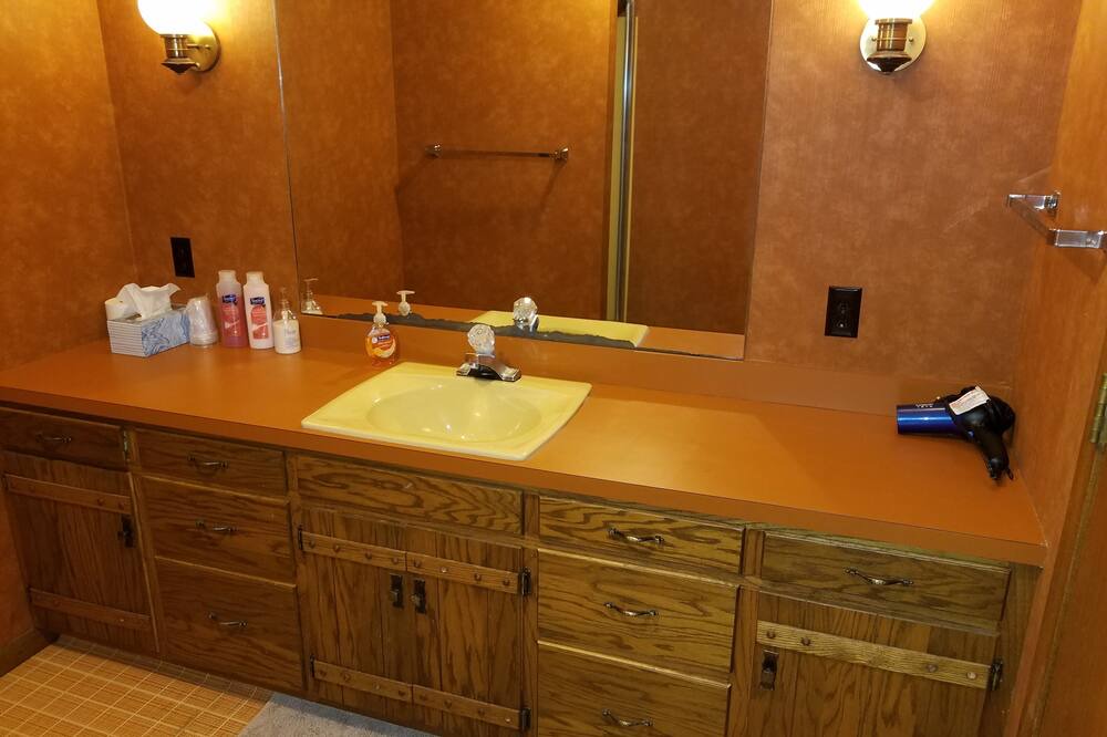 Photo of Bathroom in Aberdeen
