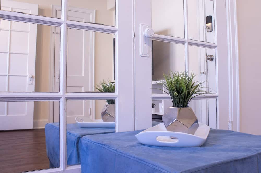 Photo of Bedroom in Country Club Plaza Area