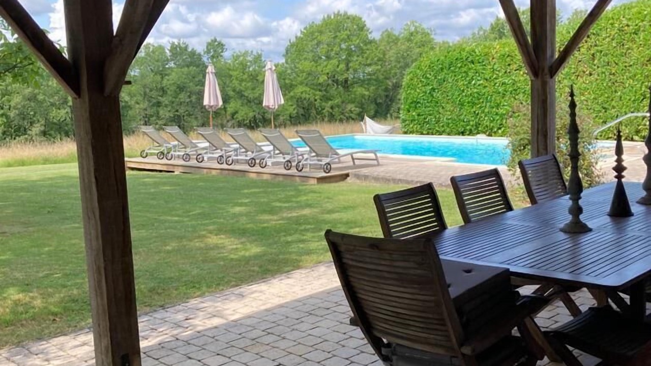Photo of Patio Balcony in Saint-Laurent-des-Batons