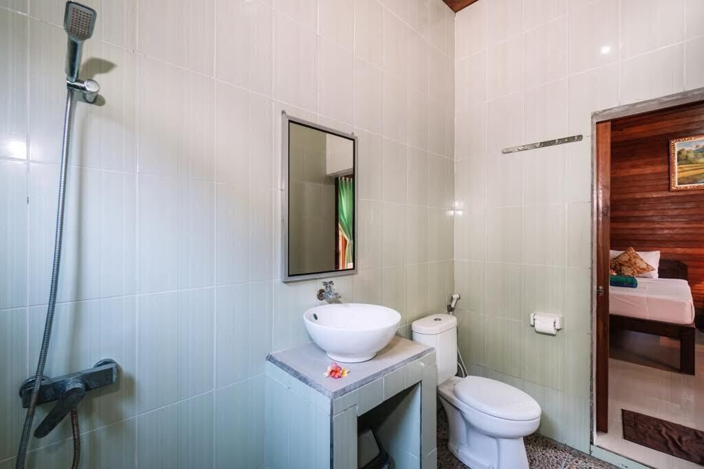 Photo of Others in Jungut Batu