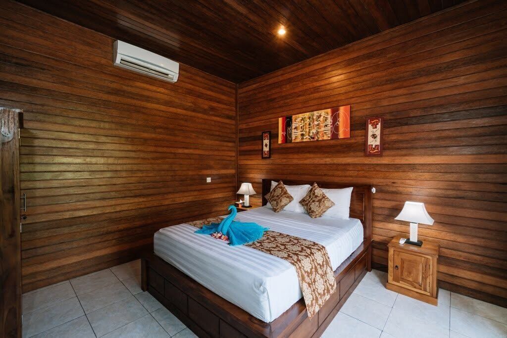 Photo of Others in Jungut Batu