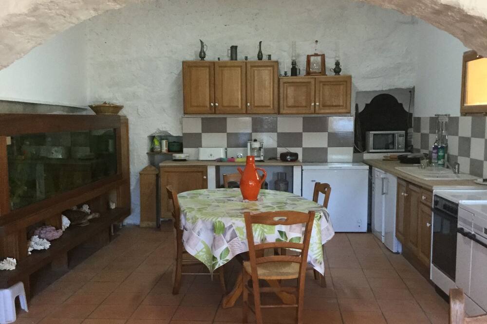 Photo of Kitchen in Les Salelles