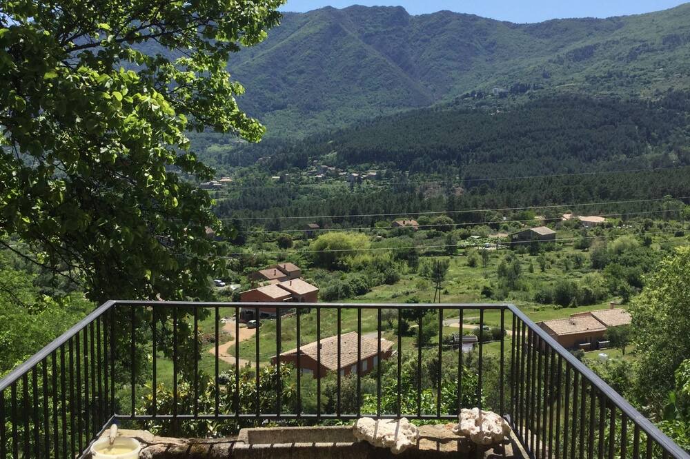 Photo of Patio Balcony in Les Salelles