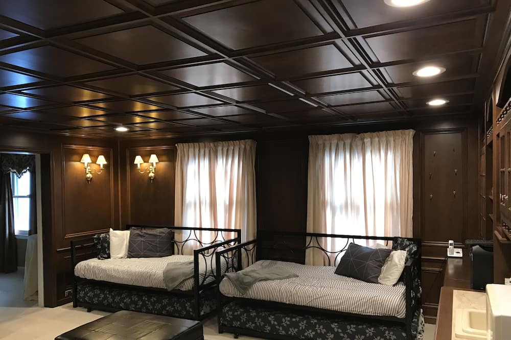 Photo of Livingroom in Somers