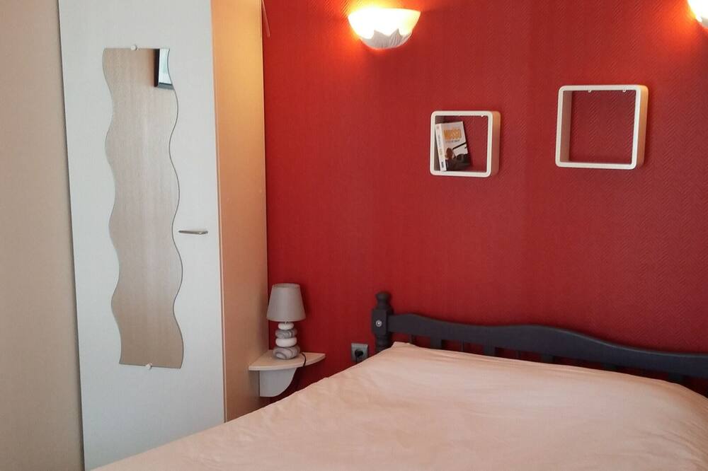 Photo of Bedroom in Torreilles-Plage