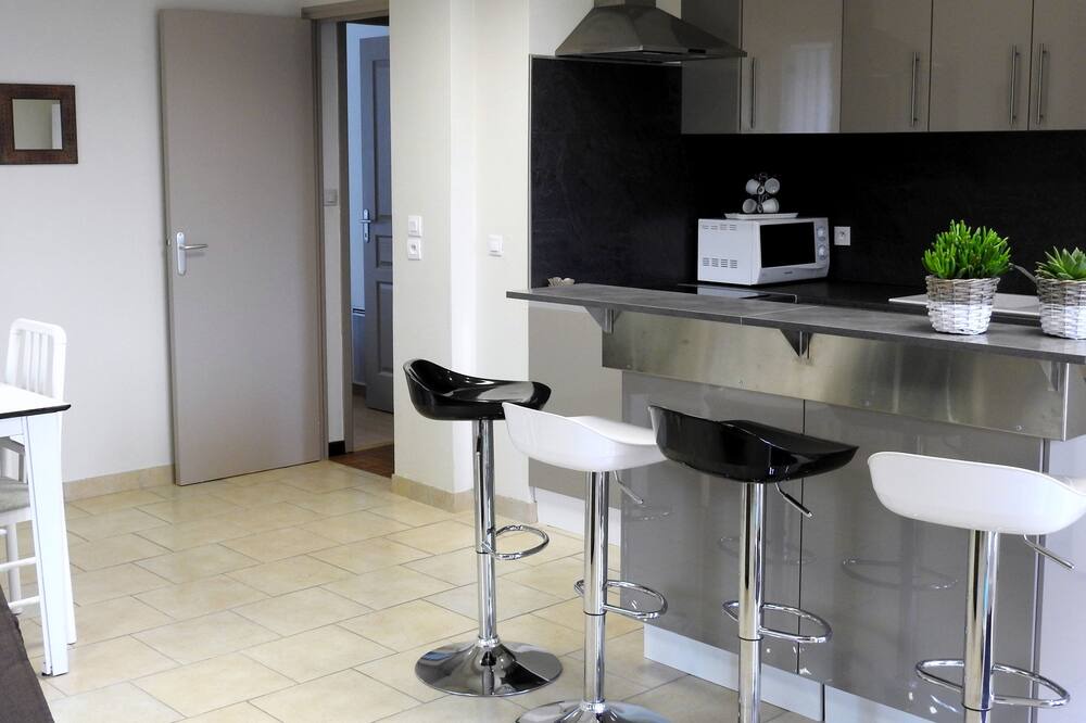 Photo of Kitchen in Ambrault