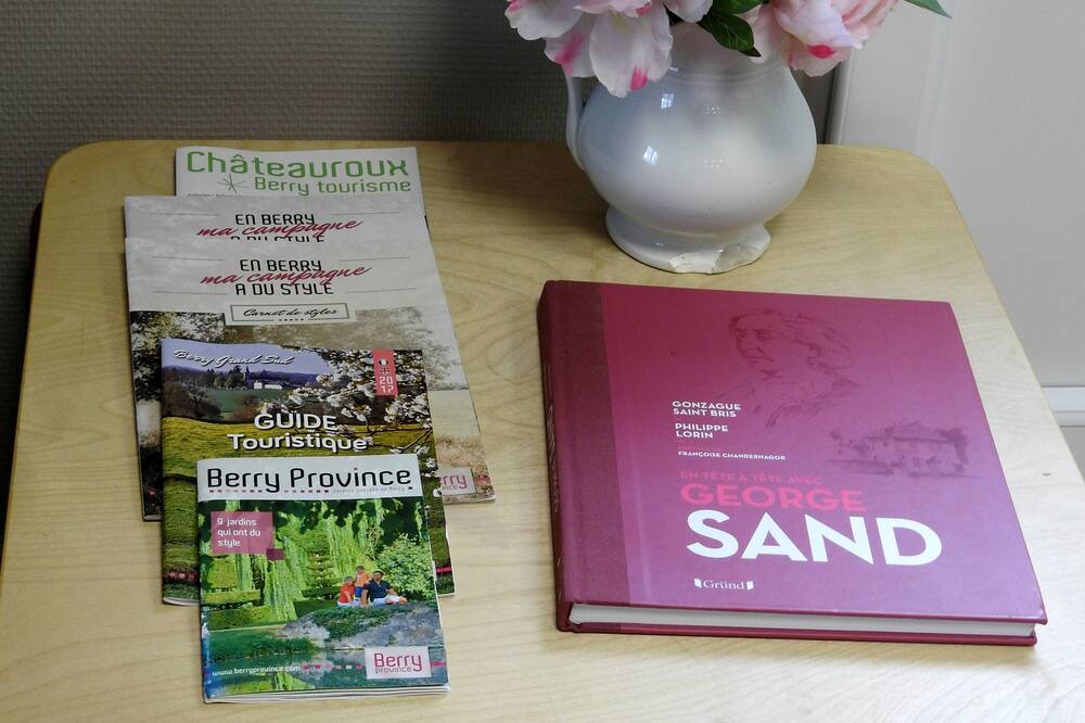 Photo of Bedroom in Ambrault