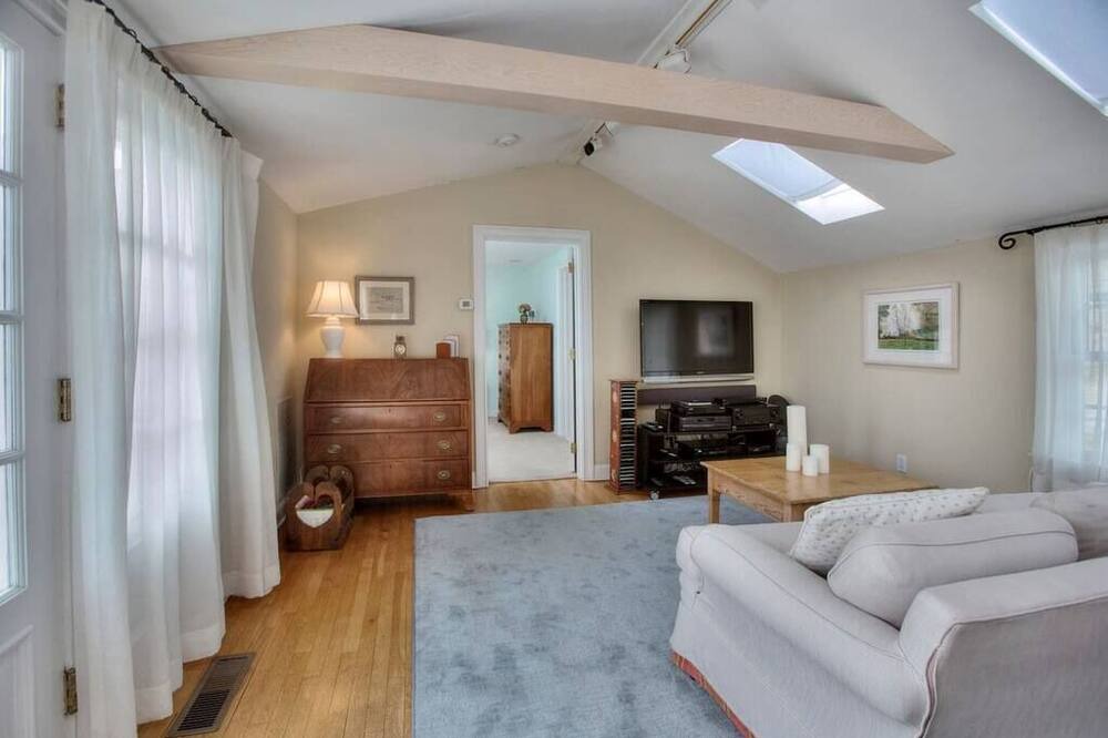 Photo of Bedroom in Fairfield