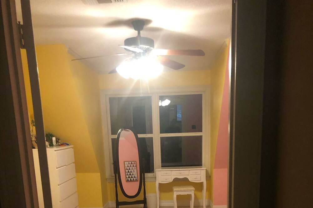 Photo of Bedroom in Wellborn