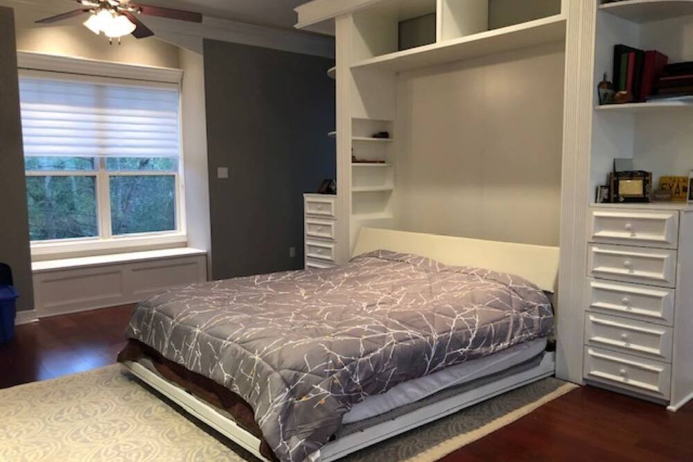 Photo of Bedroom in Wellborn
