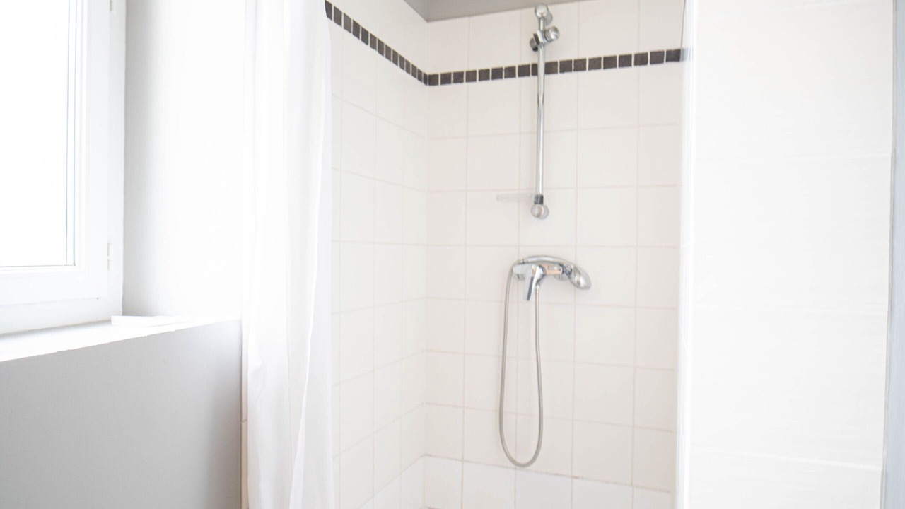 Photo of Bathroom in Chis