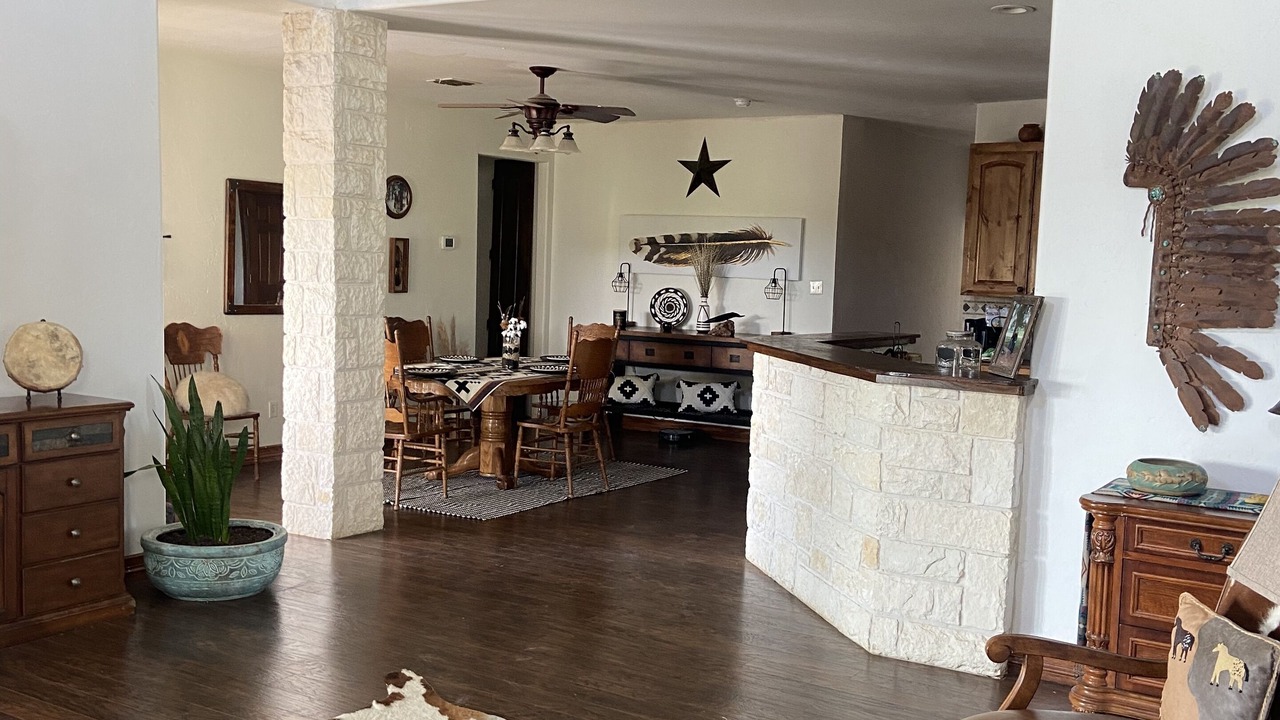 Photo of Livingroom in Burleson