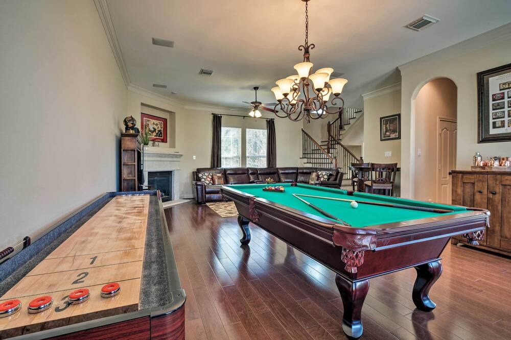 Photo of Bedroom in The Woodlands