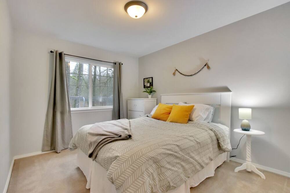 Photo of Bedroom in Covington