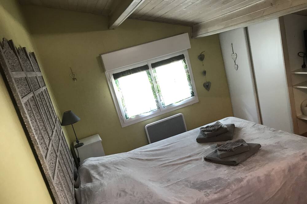 Photo of Bedroom in Montferrier-sur-Lez