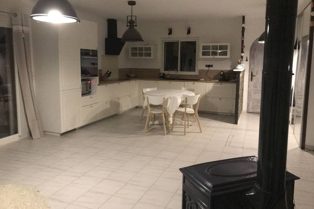 Photo of Livingroom in Montferrier-sur-Lez