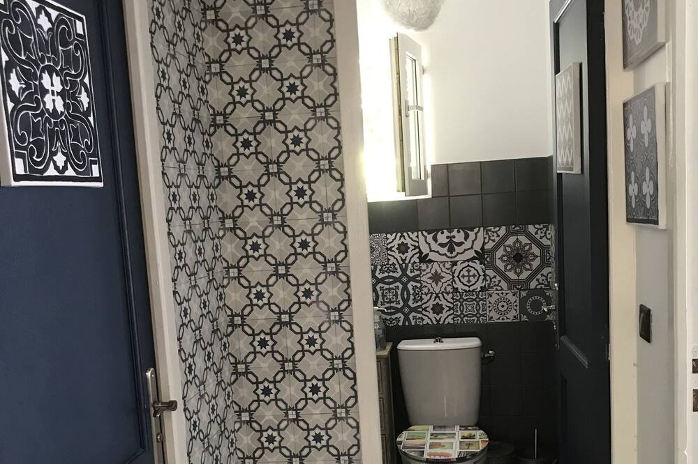 Photo of Bathroom in Montferrier-sur-Lez