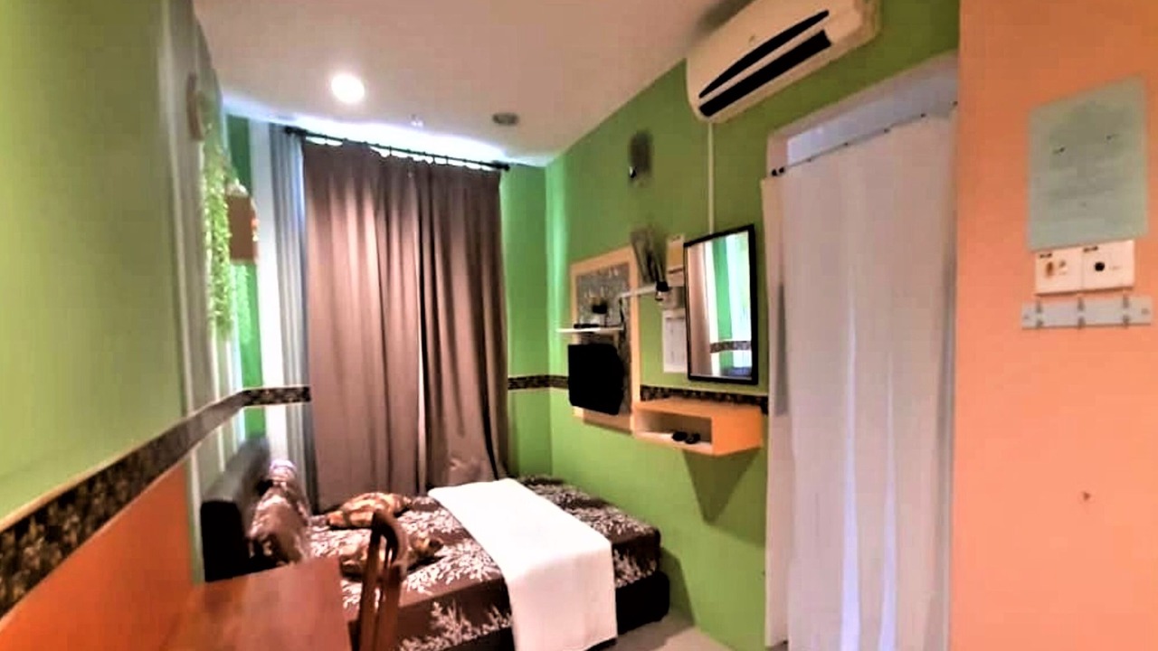 Photo of Others in Bahau