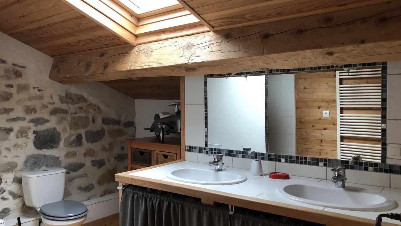 Photo of Bathroom in Caux-et-Sauzens