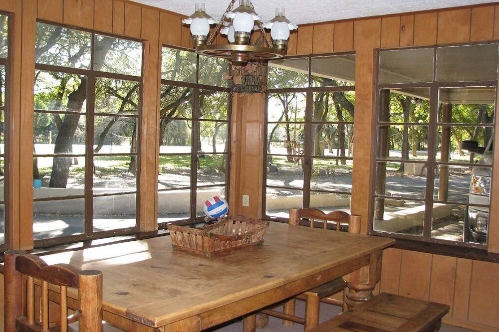 Photo of Kitchen in Sabinal