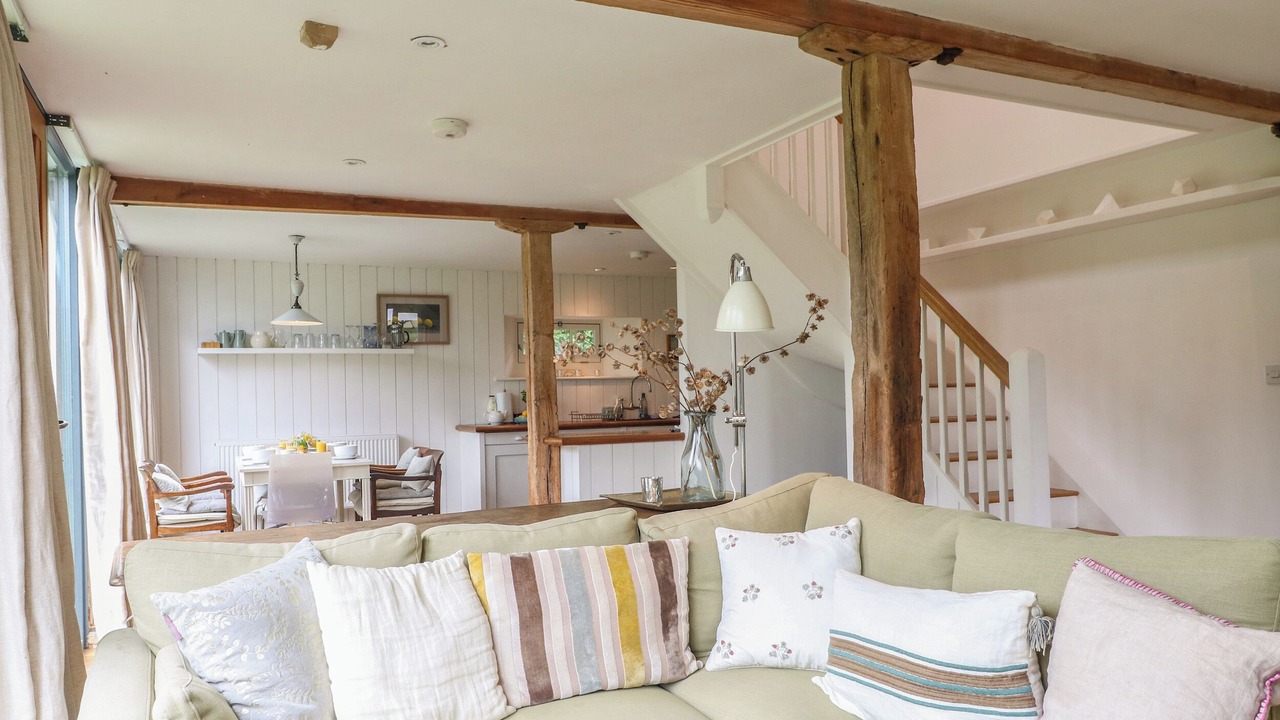 Photo of Others in Ebbesborne Wake