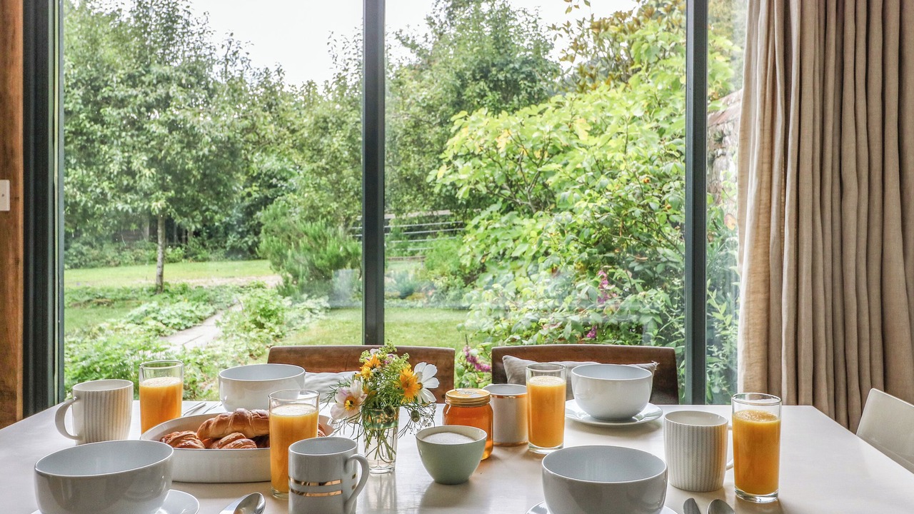 Photo of Others in Ebbesborne Wake