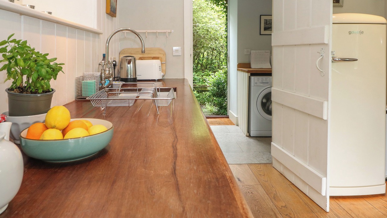 Photo of Others in Ebbesborne Wake