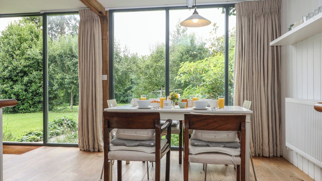 Photo of Others in Ebbesborne Wake